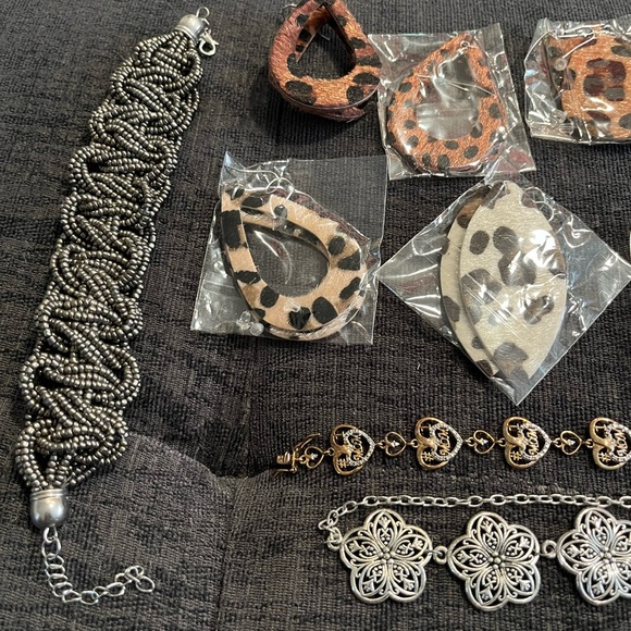 Jewelry Bundle - Picture 4 of 4